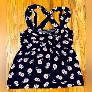Torrid Floral Tank Top – Women’s Size 0 – Black & White Flowers